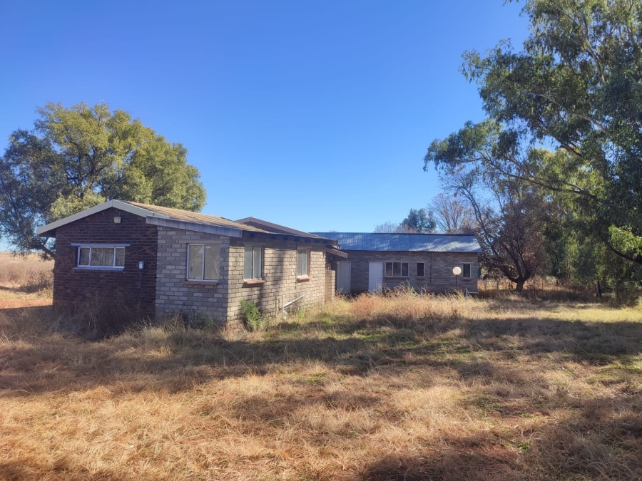 2 Bedroom Property for Sale in Rustenburg Rural North West